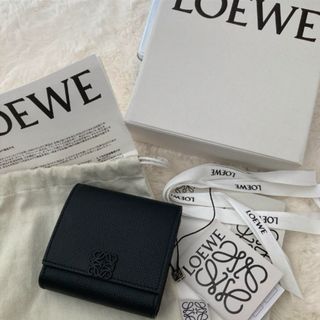 ロエベ(LOEWE)のロエベ　アナグラム　コンパクトフラップウォレット　ペブルクレインカーフ(財布)