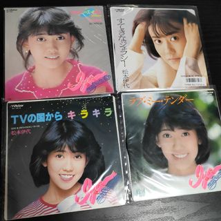 【21枚セット】松本伊代　レコードセットは(アイドルグッズ)