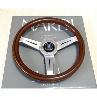 ナルディ(ナルディ)の【NARDI Classic】32.5Φ ウッドステアリング　即決大歓迎(汎用パーツ)