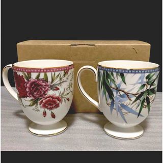 WEDGWOOD - ウェッジウッド　サンクスマグ カーネーション&バンブーリーフ　ペア