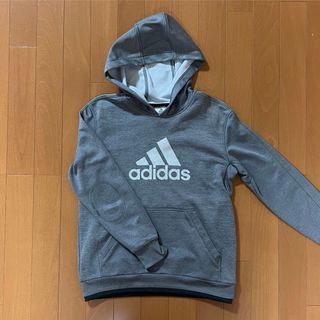 adidas - adidas　パーカー　150cm