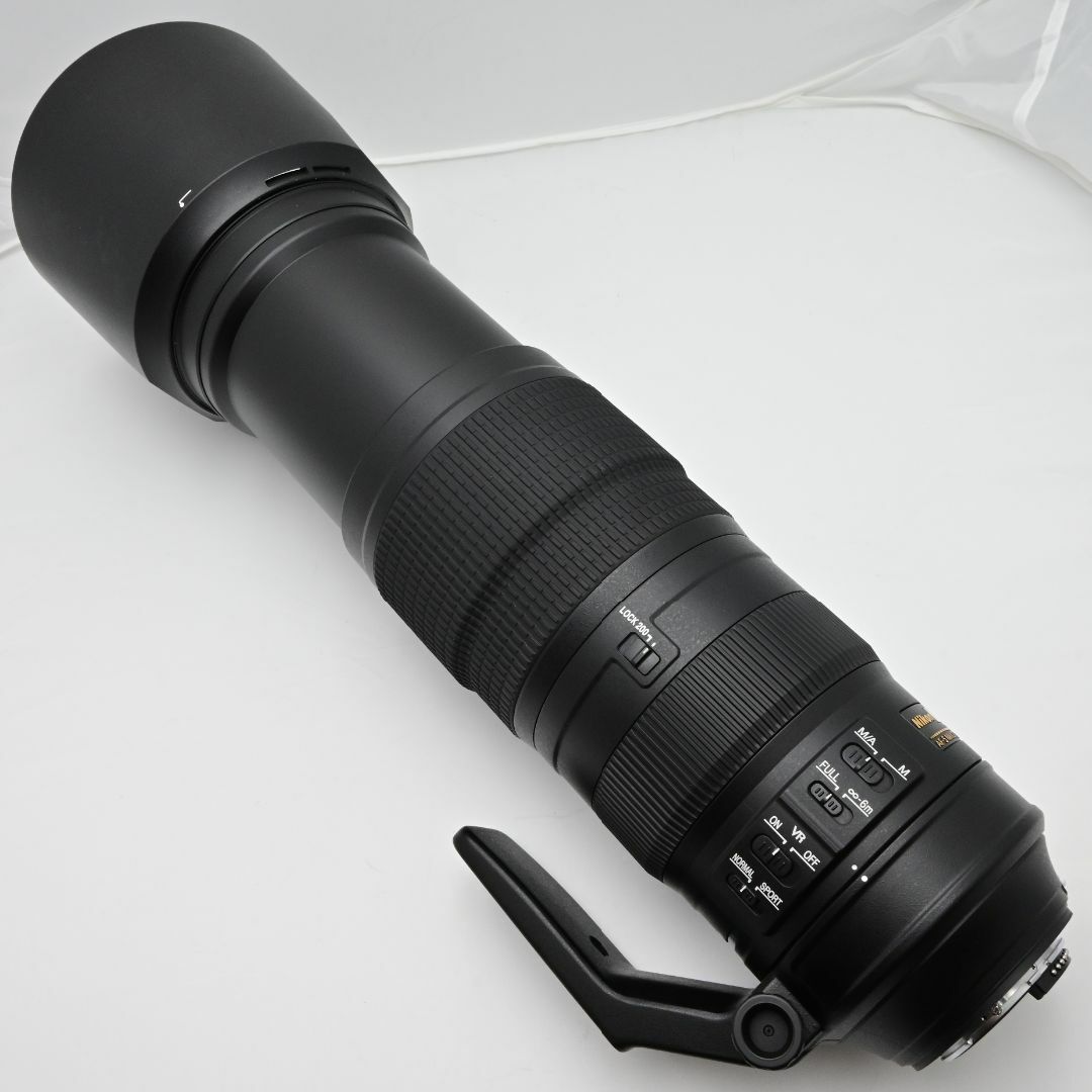 Nikon  AF-S NIKKOR200-500mm f/5.6E ED VR スマホ/家電/カメラのカメラ(レンズ(ズーム))の商品写真