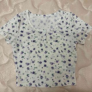 シーイン(SHEIN)のDAZY 花柄 Tシャツ トップス レース(Tシャツ/カットソー(半袖/袖なし))