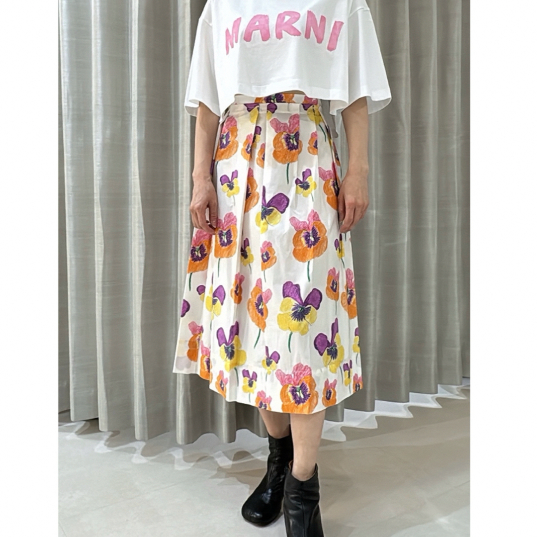 Marni(マルニ)の✨新品✨　marni  花柄スカート レディースのスカート(ひざ丈スカート)の商品写真