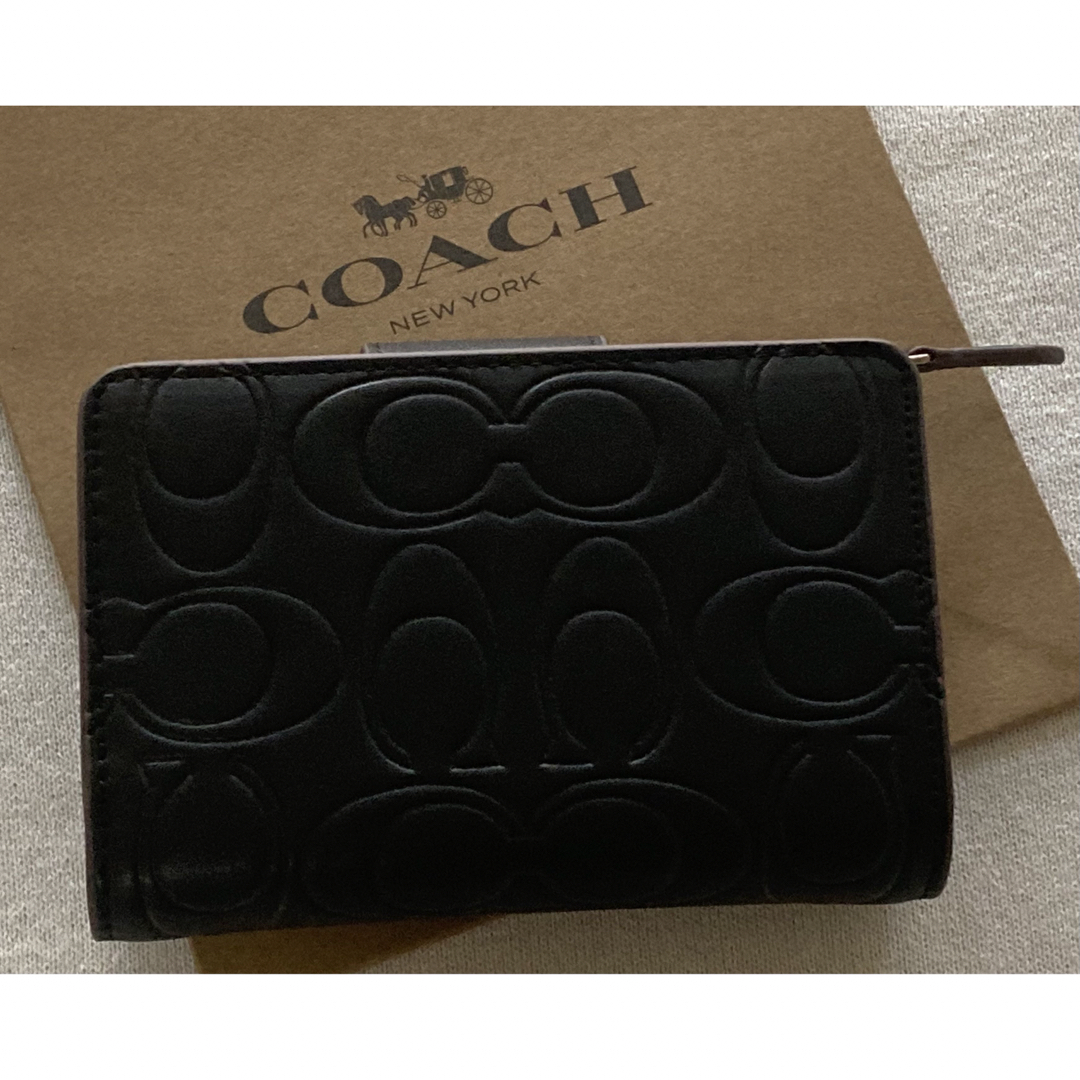 COACH(コーチ)の新品　COACH コーチ　二つ折り財布　シグネチャー　ブラックCM241 レディースのファッション小物(財布)の商品写真
