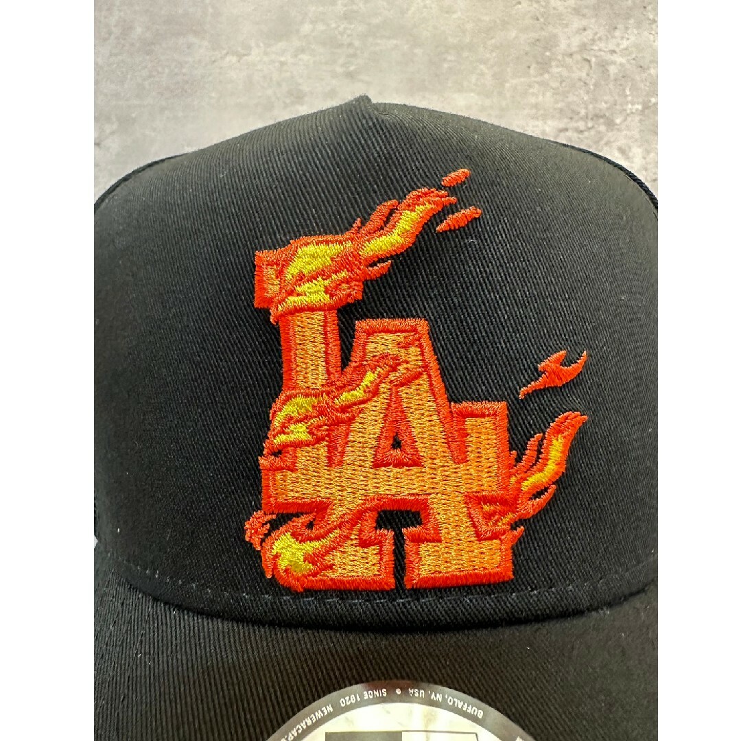 NEW ERA(ニューエラー)のニューエラ ロサンゼルスドジャース Flamin Hot スナップバックキャップ メンズの帽子(キャップ)の商品写真