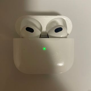 アップル(Apple)のApple AirPods 第3世代(ストラップ/イヤホンジャック)