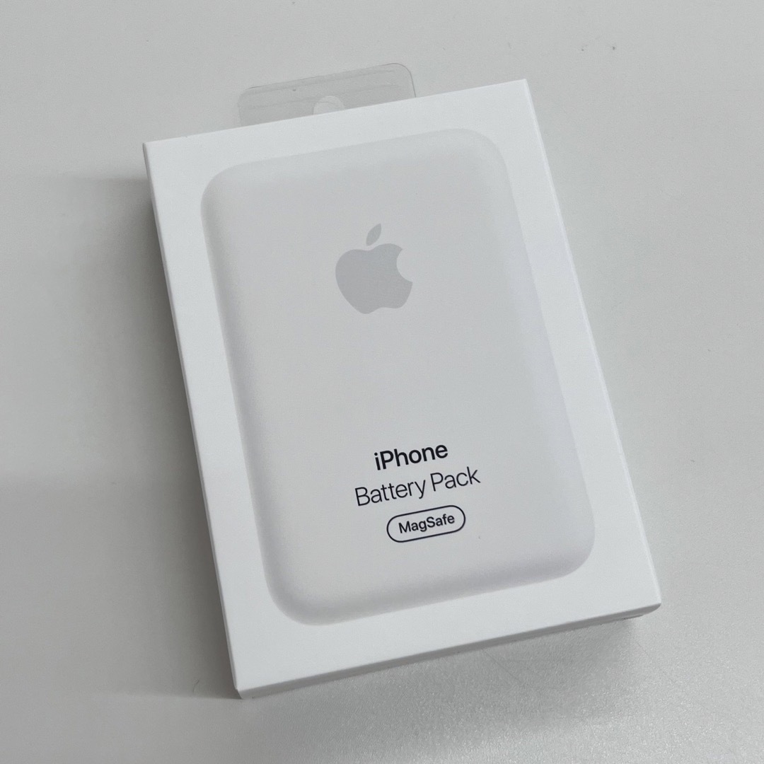 Apple(アップル)のAPPLE MagSafeバッテリーパック MJWY3ZA/A スマホ/家電/カメラのスマートフォン/携帯電話(バッテリー/充電器)の商品写真