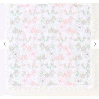 トッカ(TOCCA)のLACE OF GARDEN TOWELCHIEF タオルチーフ ローズ系(ハンカチ)