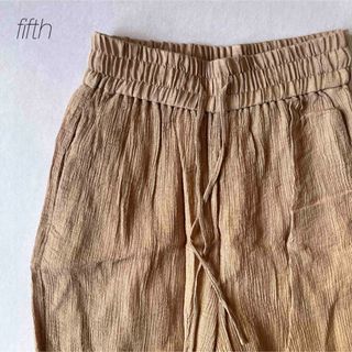 フィフス(fifth)のfifth ワッシャーリラックスパンツ ウエストゴム Mサイズ(カジュアルパンツ)