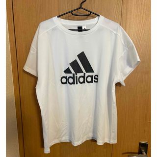 アディダス(adidas)のadidas Tシャツ(Tシャツ/カットソー(半袖/袖なし))