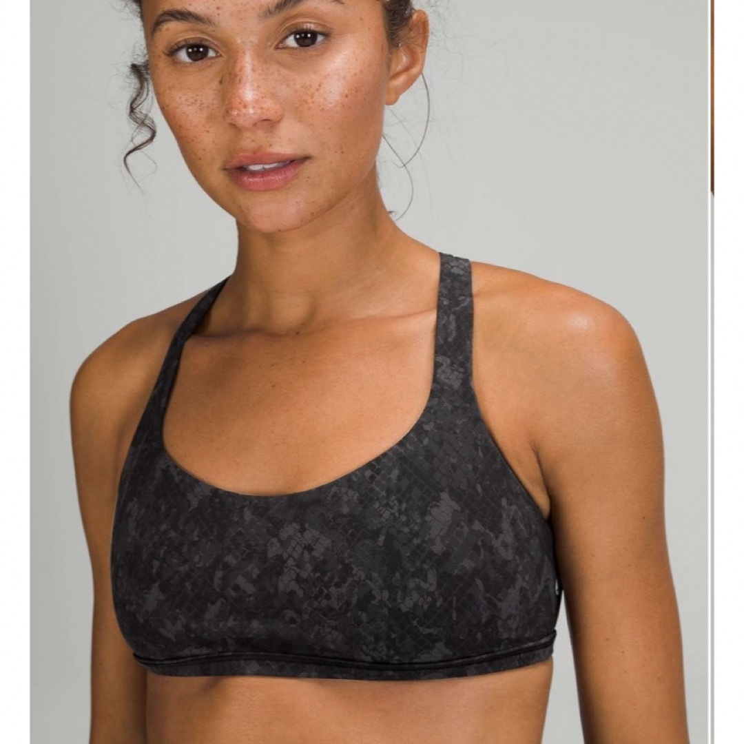 lululemon(ルルレモン)の新品 ルルレモン Free to Be Bra *Wild （サイズ6） スポーツ/アウトドアのトレーニング/エクササイズ(ヨガ)の商品写真