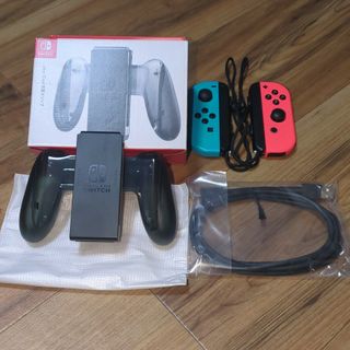 ニンテンドウ(任天堂)のJoy-Con＋joy-con 充電グリップ　純正(その他)