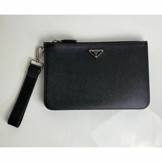 プラダ(PRADA)のプラダ　prada クラッチ　ダブルジップ　メンズ　サフィアーノ　三角　ロゴ(セカンドバッグ/クラッチバッグ)