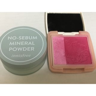 ポール&ジョーシスター(PAUL & JOE SISTER)のポール&ジョー　コンパクトI パウダーチーク& innisfree パウダーN(チーク)