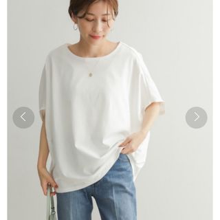 アーバンリサーチドアーズ(URBAN RESEARCH DOORS)の新品　アーバンリサーチドアーズ　コクーンシルエットプルオーバー　白(Tシャツ(半袖/袖なし))