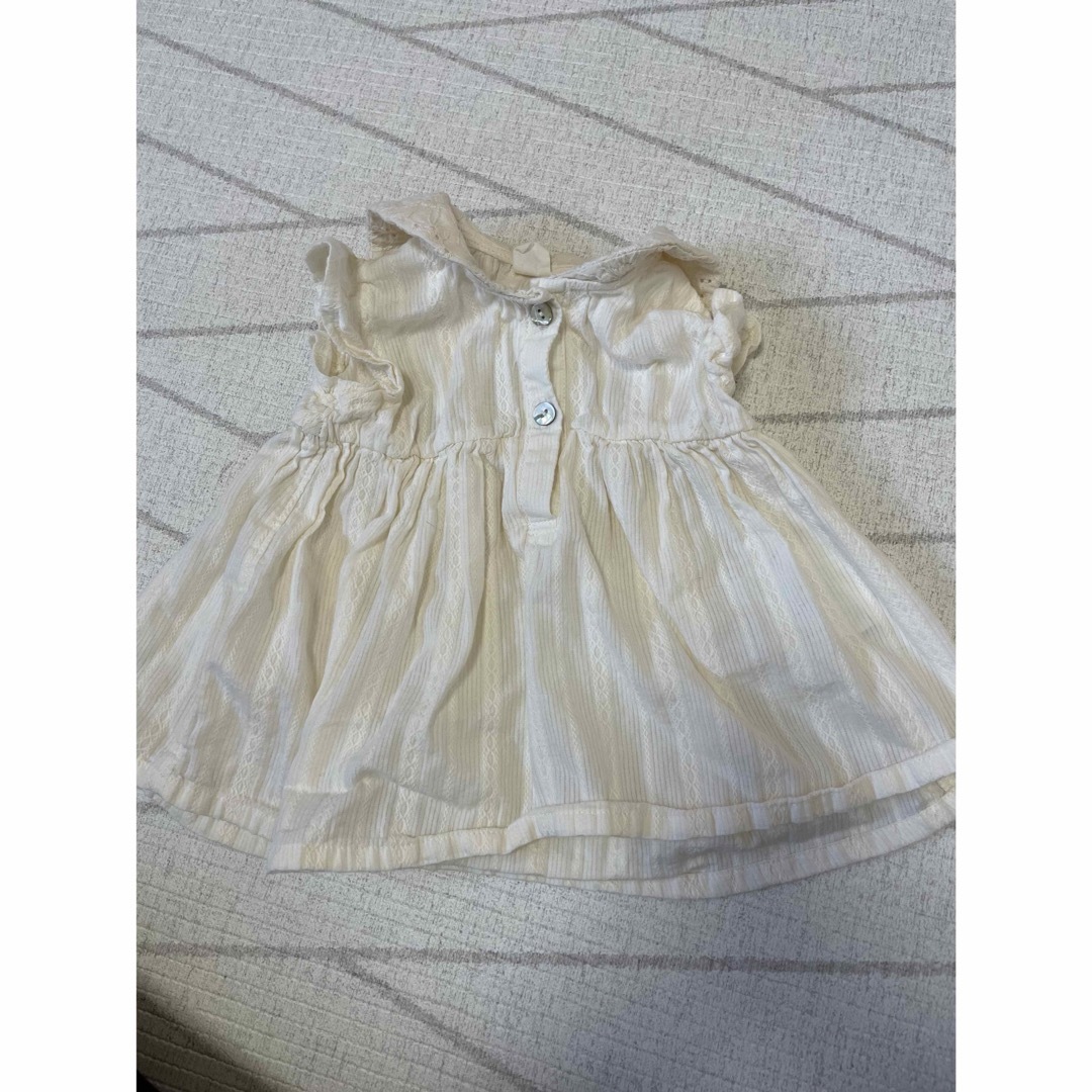 トップ　夏服 キッズ/ベビー/マタニティのベビー服(~85cm)(シャツ/カットソー)の商品写真