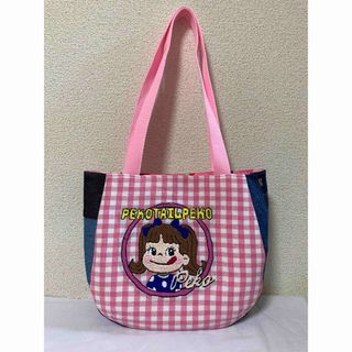 ハンドメイド　ペコちゃん刺繍　ラウンドトートバック　ピンクチェック(バッグ)