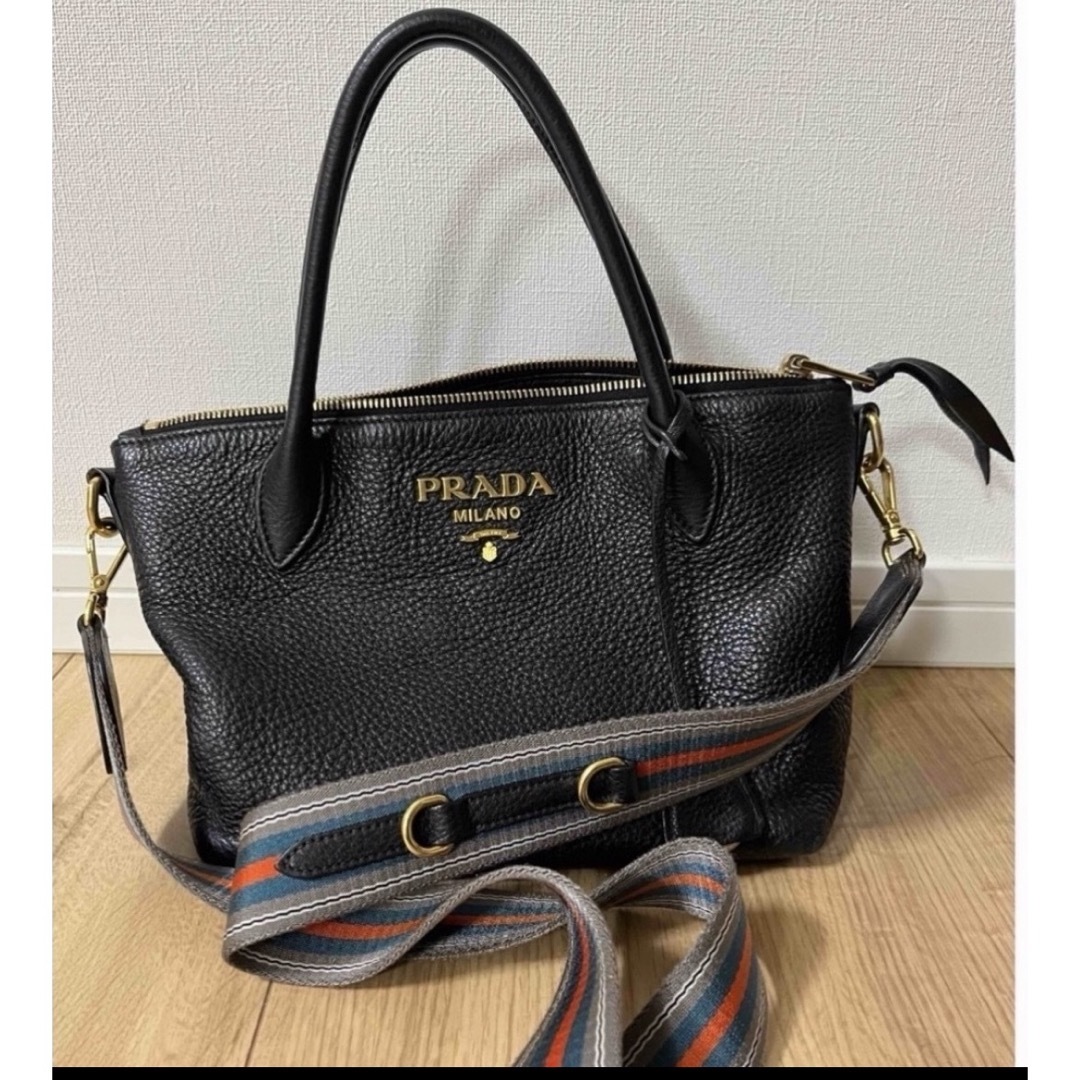 PRADA(プラダ)のPRADA プラダ 2つショルダー付き ハンドバッグ 1BA111 レディースのバッグ(ハンドバッグ)の商品写真