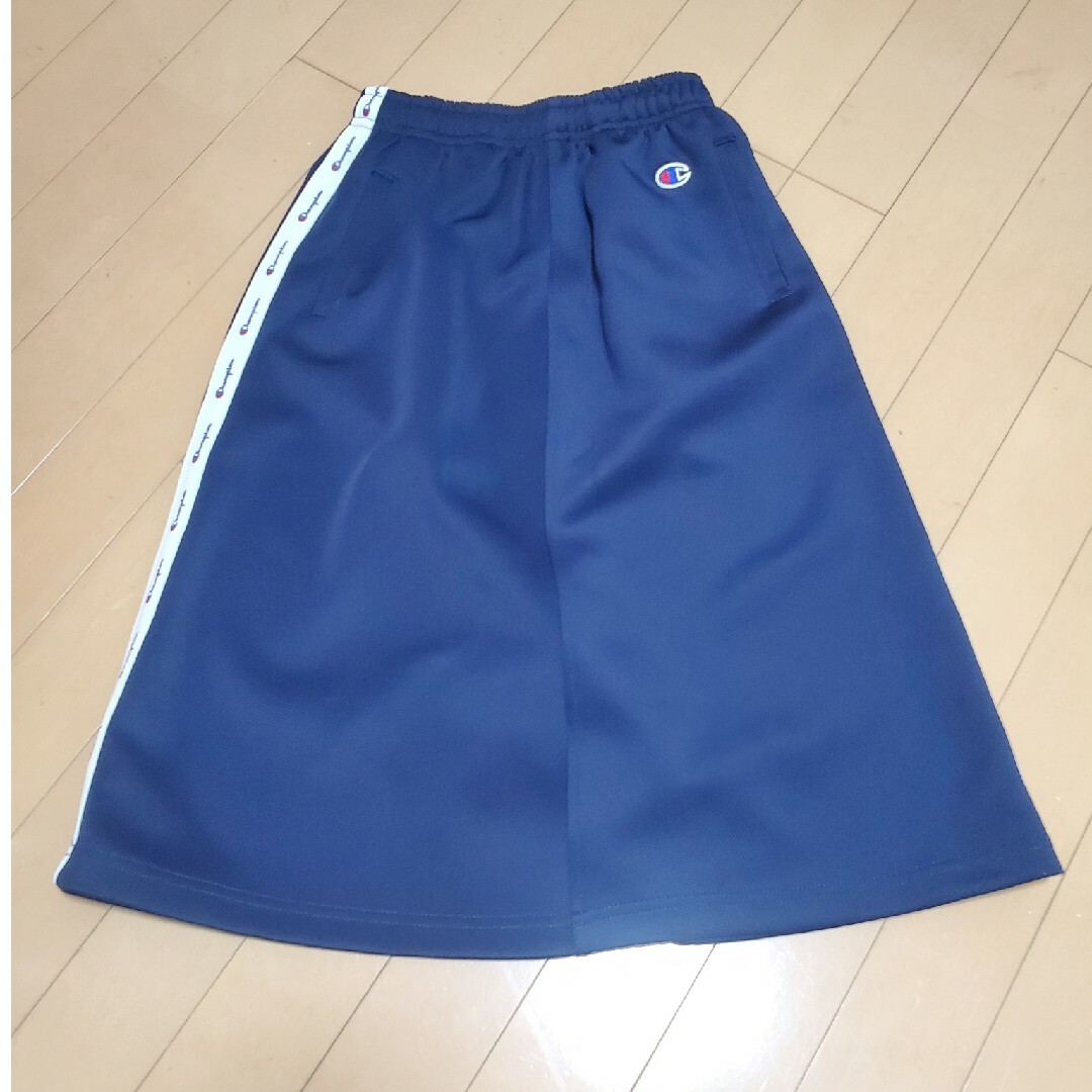 Champion(チャンピオン)のChampion ロングスカート キッズ/ベビー/マタニティのキッズ服女の子用(90cm~)(スカート)の商品写真