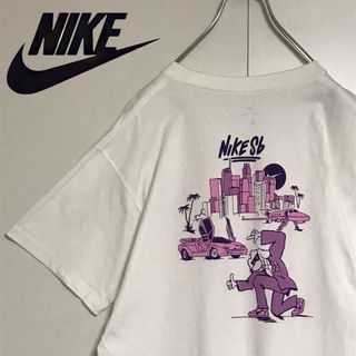 【美品】ナイキSB ロゴ入りTシャツ　人気ホワイト　Ｍ  H747(Tシャツ/カットソー(半袖/袖なし))