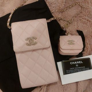 CHANEL シャネル フォンフォルダー  AirPodsケース