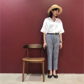 MUJI (無印良品) - 無印良品 風を通すストレッチサッカー　テーパードパンツ・ネイビーチェック L