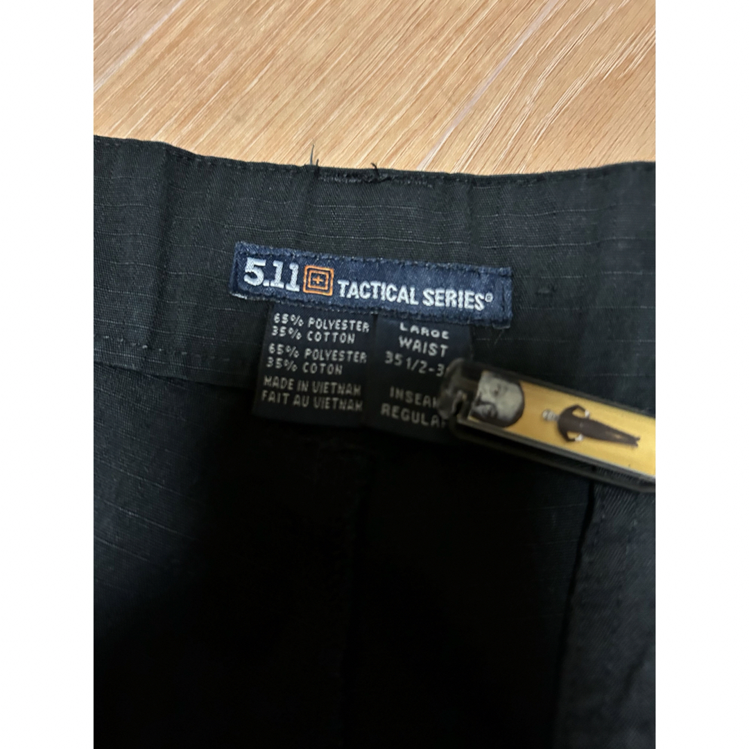 美品 5.11 TACTIPCAL リップストップ カーゴパンツ L メンズのパンツ(ワークパンツ/カーゴパンツ)の商品写真