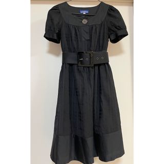 バーバリーブルーレーベル(BURBERRY BLUE LABEL)のバーバリー　ブルーレーベル　ベルト付き　パフ袖　ワンピース　シャドウチェック　黒(ひざ丈ワンピース)