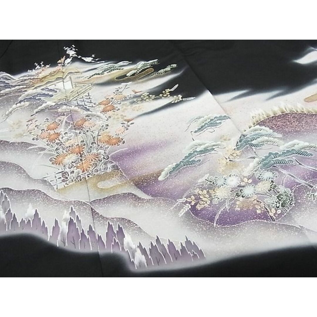 平和屋-こころ店■豪華黒留袖　作家物　駒刺繍　風景花松文　暈し染め　金彩　正絹　逸品　AAAD7153Acs レディースの水着/浴衣(着物)の商品写真