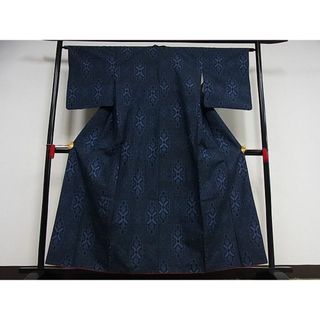 平和屋-こころ店■本場村山大島紬　幾何学文様　正絹　逸品　AAAD3135Bph(着物)