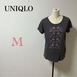 ユニクロ(UNIQLO)の【UNIQLO】レディース　シャツ　Tシャツ  猫　ロゴ　プリント　半袖　古着(Tシャツ(半袖/袖なし))