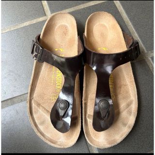 ビルケンシュトック(BIRKENSTOCK)の［美品］BIRKENSTOCK  ギゼ(サンダル)