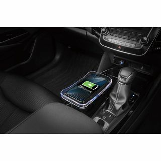 【特価セール】カーメイト(CARMATE) ワイヤレス充電器 トレイ型 車載 ホ(その他)