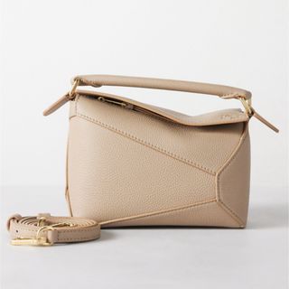 ロエベ ボディバッグ/ウエストポーチ(レディース)の通販 53点 | LOEWE ロエベ ボディバッグ/ウエストポーチ(レディース)の通販 53点 | LOEWE
