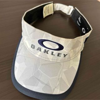 オークリー(Oakley)の【中古品】オークリー　サンバイザー(ウエア)