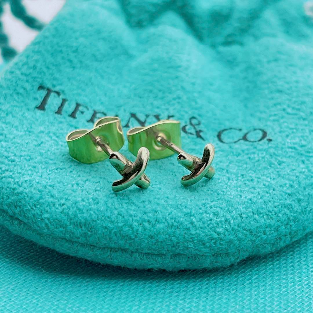 Tiffany & Co.(ティファニー)のTiffany & Co. ピアス　X クロス　キス　ゴールド750 レディースのアクセサリー(ピアス)の商品写真