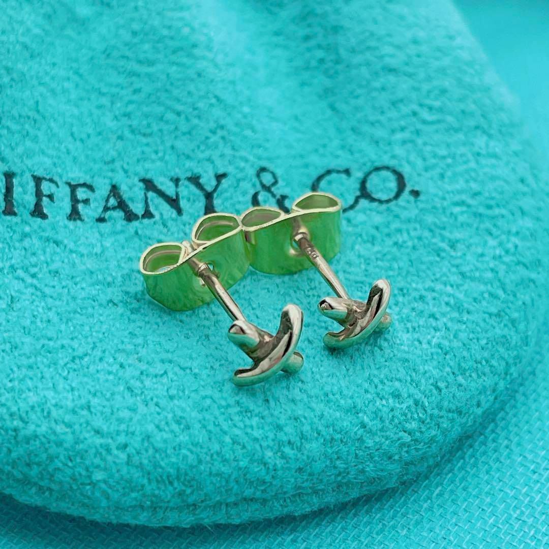 Tiffany & Co.(ティファニー)のTiffany & Co. ピアス　X クロス　キス　ゴールド750 レディースのアクセサリー(ピアス)の商品写真