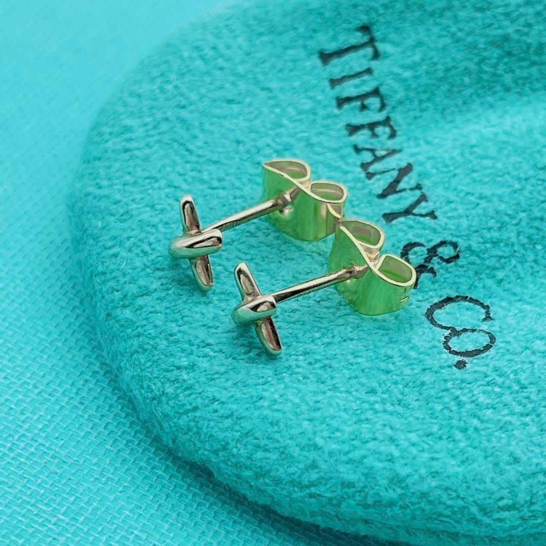 Tiffany & Co.(ティファニー)のTiffany & Co. ピアス　X クロス　キス　ゴールド750 レディースのアクセサリー(ピアス)の商品写真