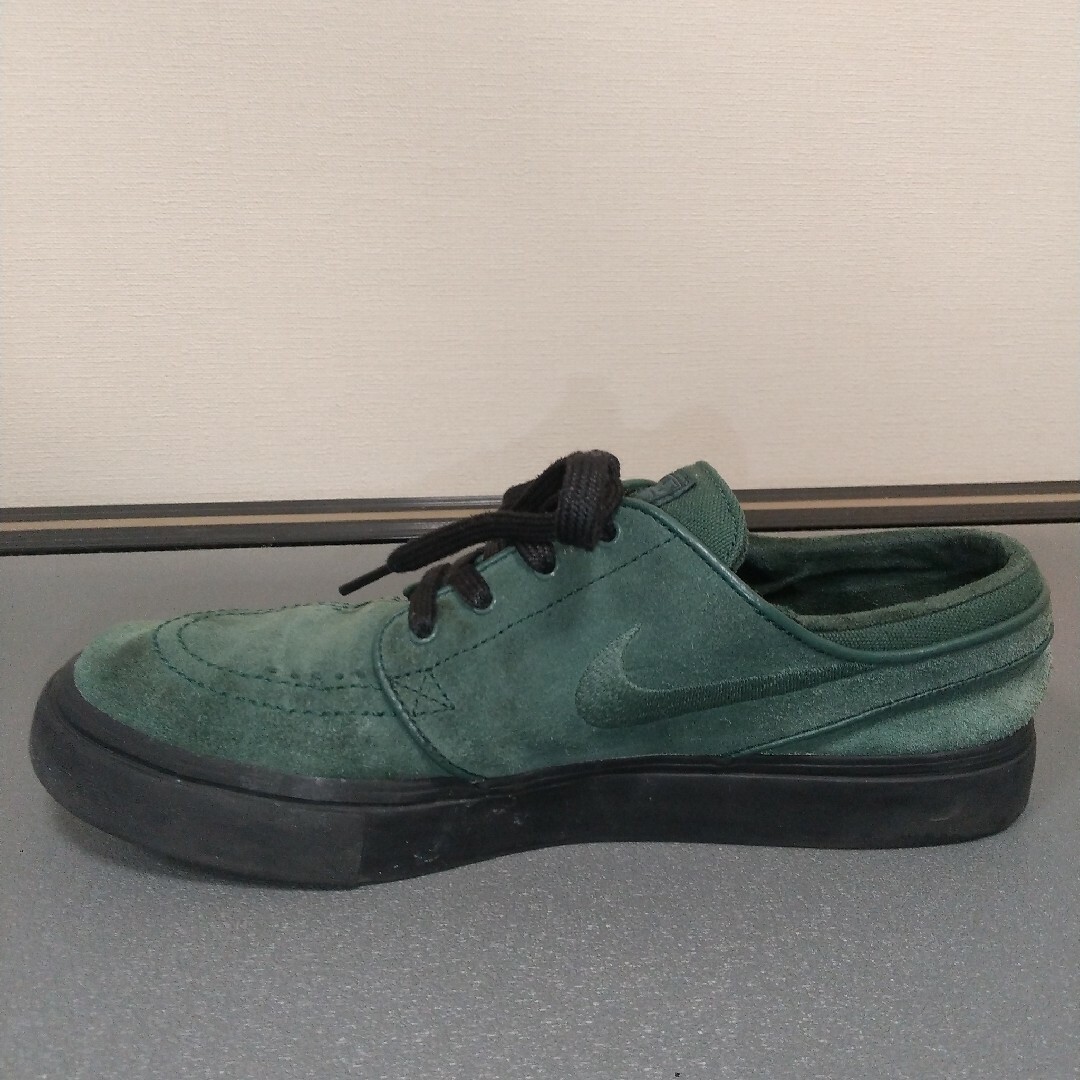 NIKE(ナイキ)のNIKE ZOOM STEFAN JANOSKI スニーカー シューズ 24.5 レディースの靴/シューズ(スニーカー)の商品写真