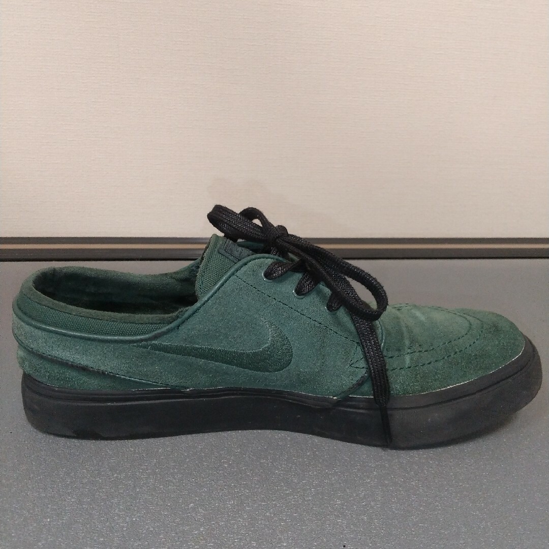 NIKE(ナイキ)のNIKE ZOOM STEFAN JANOSKI スニーカー シューズ 24.5 レディースの靴/シューズ(スニーカー)の商品写真