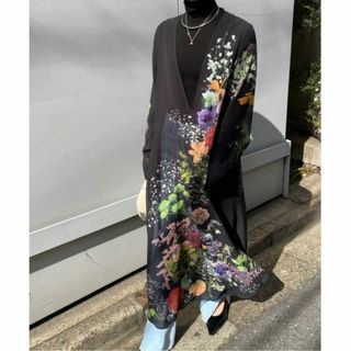 アメリヴィンテージ(Ameri VINTAGE)の AMERI UND 2WAY DARIA V NECK DRESS(ロングワンピース/マキシワンピース)