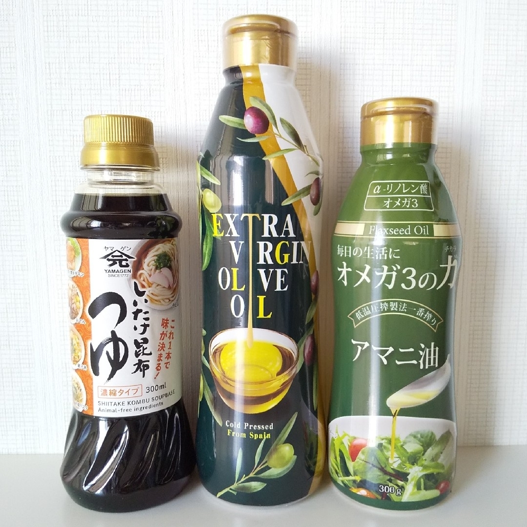 日本自然発酵(ニホンシゼンハッコウ)の調味料（NHC：オリーブ油・アマニ油／しいたけ昆布つゆ）３点セット 食品/飲料/酒の食品(調味料)の商品写真