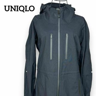 ユニクロ(UNIQLO)のユニクロ　ブロックテックマウンテンパーカー　ブラック　黒　L(パーカー)