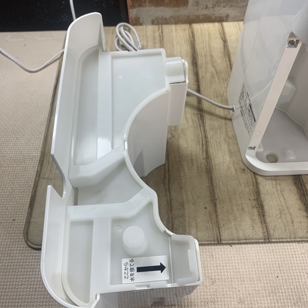 モダンデコ 除湿器 yl001 2020年製　洗濯　乾燥 スマホ/家電/カメラの生活家電(加湿器/除湿機)の商品写真