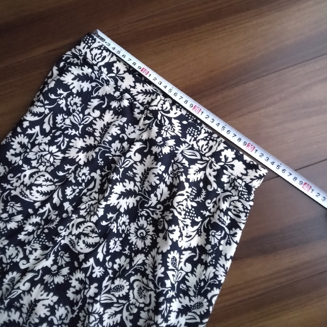 ＊512レディース⭐スカート⭐11号⭐ブラックに白柄⭐東京スタイル レディースのスカート(ロングスカート)の商品写真