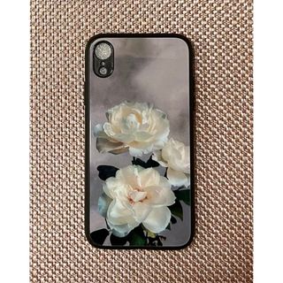 お花の優しいガラスケース　iPhoneXR用 グレー系(iPhoneケース)