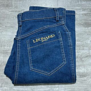 レオナール(LEONARD)のLEONARD レオナール ソフトデニムパンツ ジーパン 刺繍ロゴ W70 春夏(デニム/ジーンズ)