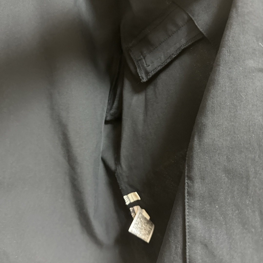 GU(ジーユー)のGU ジャケット 半袖 黒 レディースのレディース その他(その他)の商品写真