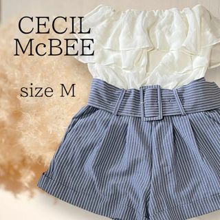 セシルマクビー(CECIL McBEE)のCECIL McBEE セシルマクビー ロンパース フリルベアトップ ベルト M(ハーフパンツ)